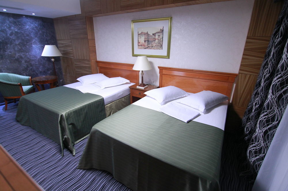 Hotel Oltenia Krajowa Zewnętrze zdjęcie